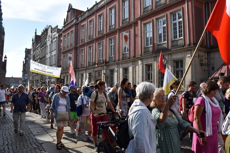 Gdańszczanie po raz 39. ruszyli na Jasną Górę