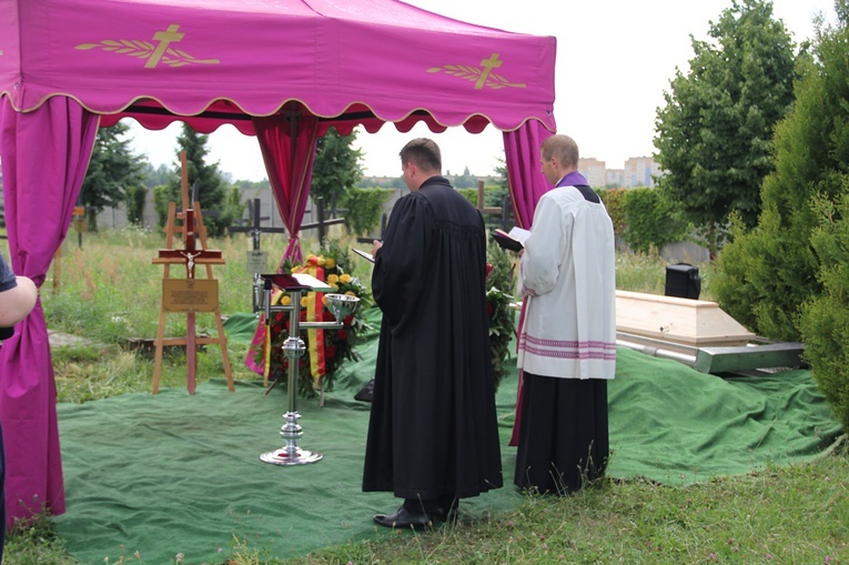 Powtórny pochówek XIX-wiecznych wrocławian