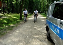 Tychy. Policjanci apelują o rozsądek nad wodą