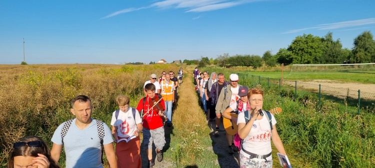 Ósemka w trasie do Tyńca