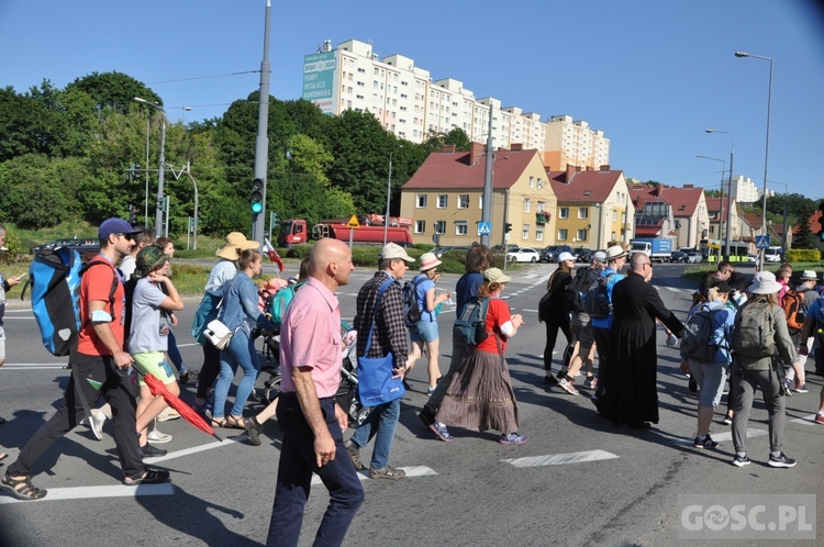 Wyruszyła 39. Piesza Pielgrzymka z Gorzowa Wlkp. na Jasną Górę 