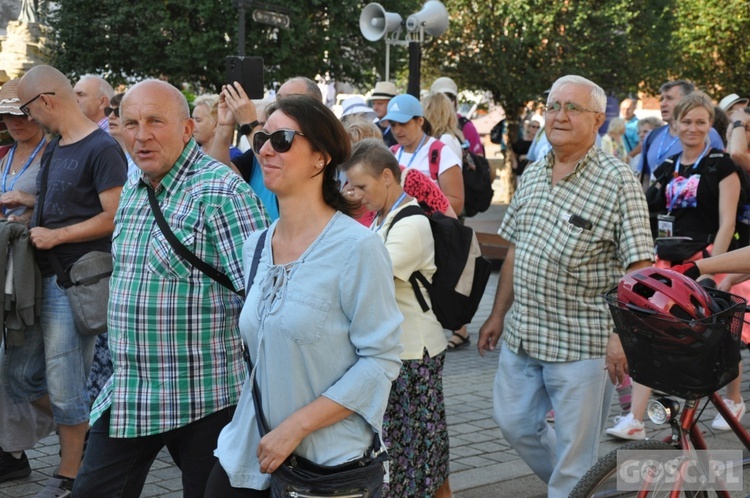 Wyruszyła 39. Piesza Pielgrzymka z Gorzowa Wlkp. na Jasną Górę 