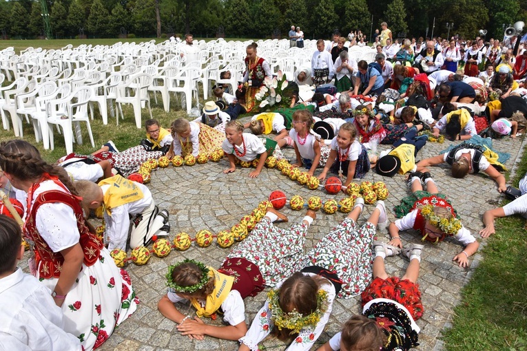 Górale z 40. Pieszej Góralskiej Pielgrzymki na Jasną Górę dotarli do celu 