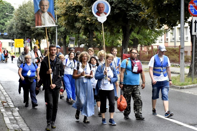 XVIII PPDŚ na Jasną Górę - wspólny start ze Świdnicy