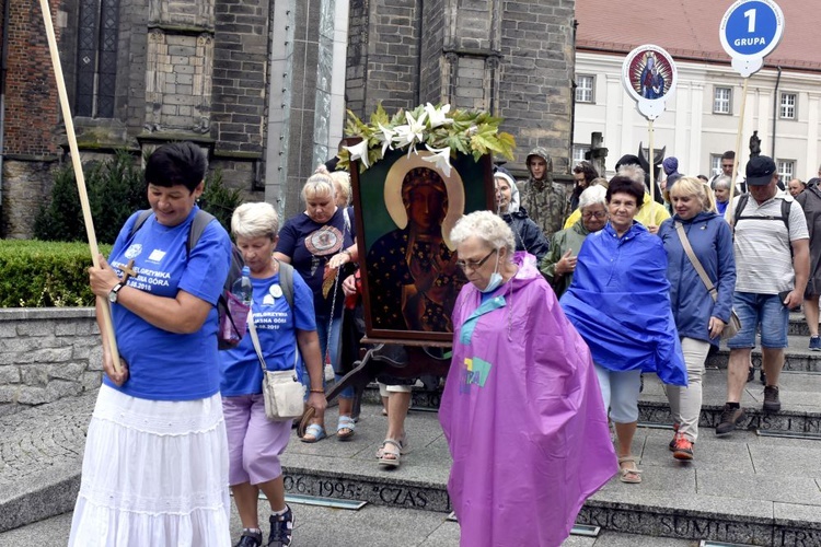 XVIII PPDŚ na Jasną Górę - wspólny start ze Świdnicy