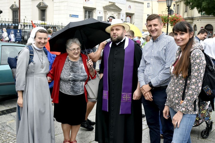 XVIII PPDŚ na Jasną Górę - wspólny start ze Świdnicy