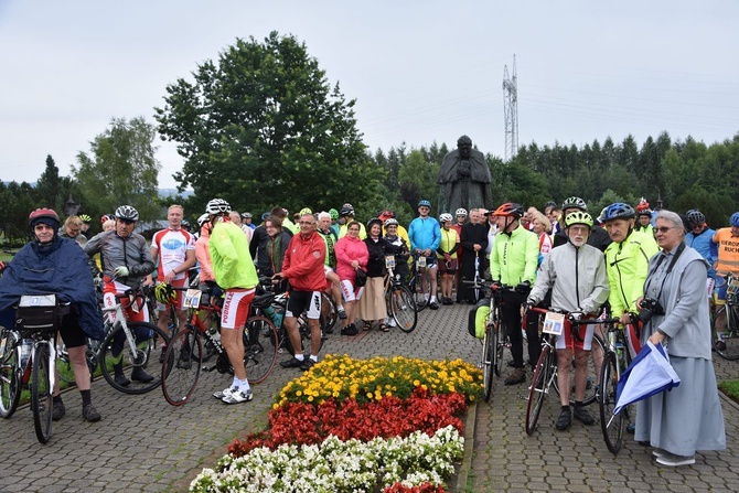 Rowerowa pielgrzymka z Giewontu na Hel 