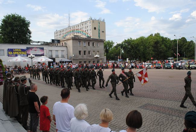 Stalowa Wola. X Rajd Honoru