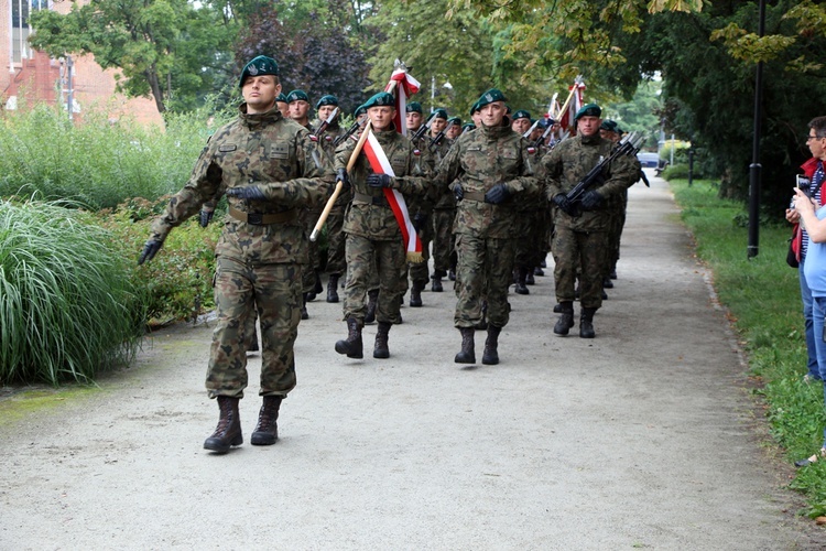 Wrocławskie obchody 77. rocznicy wybuchu powstania warszawskiego