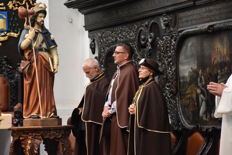 Nowa figura św. Jakuba w Oliwie