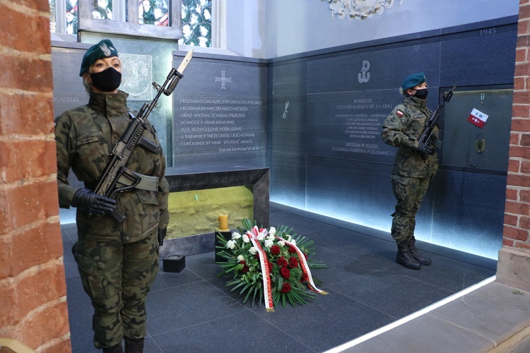 Wrocławskie obchody 77. rocznicy wybuchu powstania warszawskiego