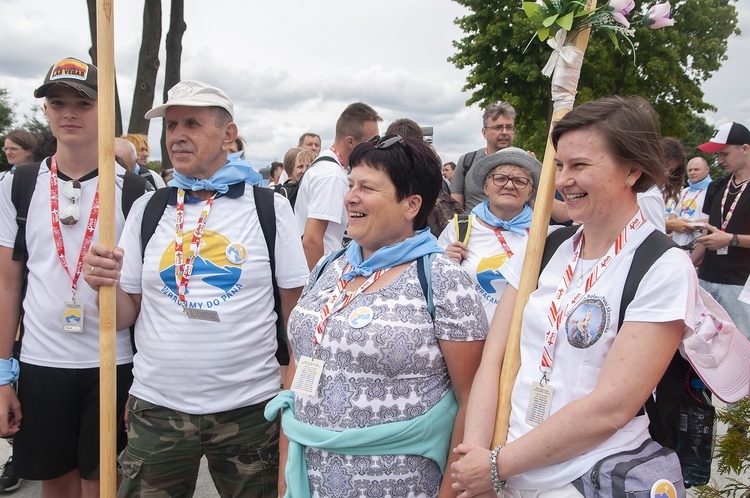 Start pielgrzymki na Jasną Górę, cz. 2