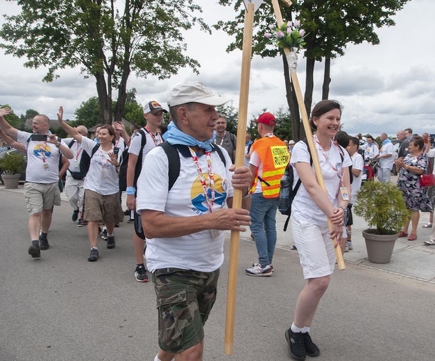 Start pielgrzymki na Jasną Górę, cz. 2