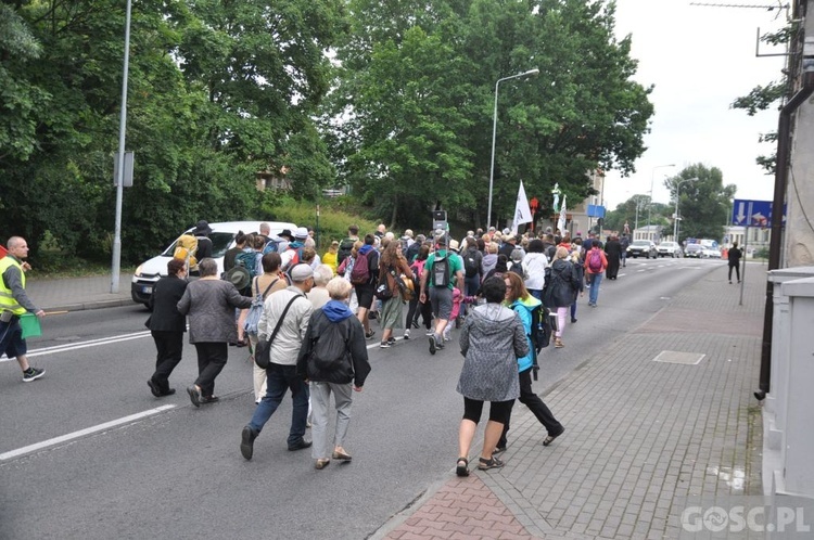 Pielgrzymi z Zielonej Góry już w drodze