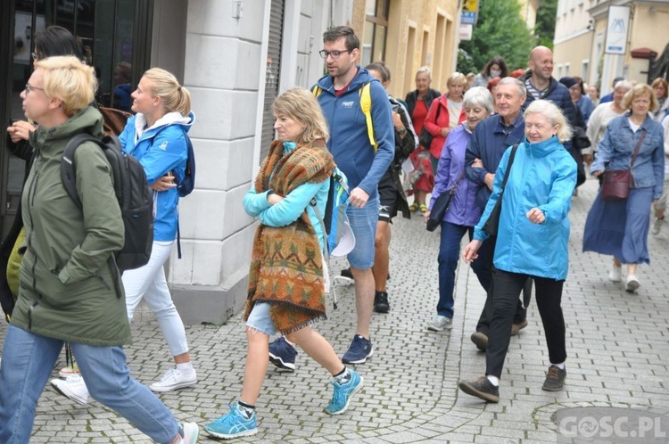 Pielgrzymi z Zielonej Góry już w drodze