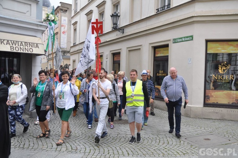 Pielgrzymi z Zielonej Góry już w drodze