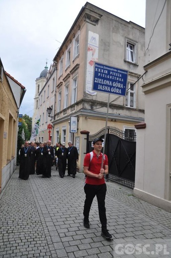 Pielgrzymi z Zielonej Góry już w drodze