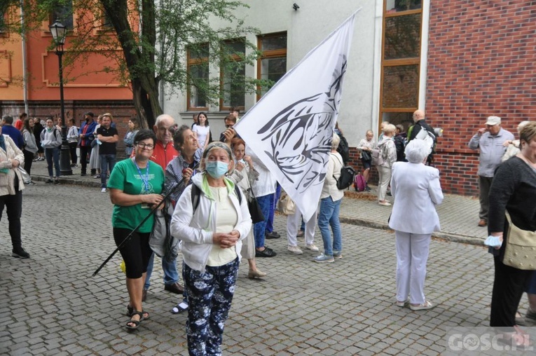 Pielgrzymi z Zielonej Góry już w drodze