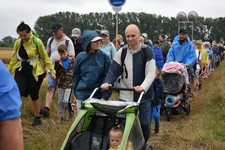 XVIII PPDŚ na Jasną Górę - ze Świdnicy do Ratajna