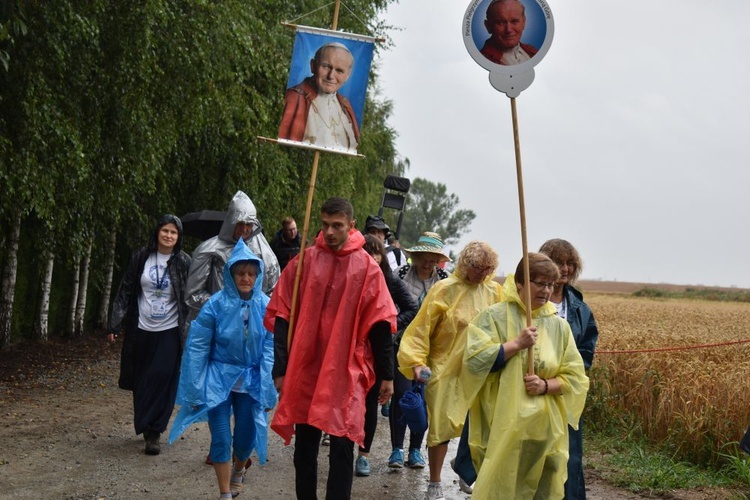 XVIII PPDŚ na Jasną Górę - ze Świdnicy do Ratajna