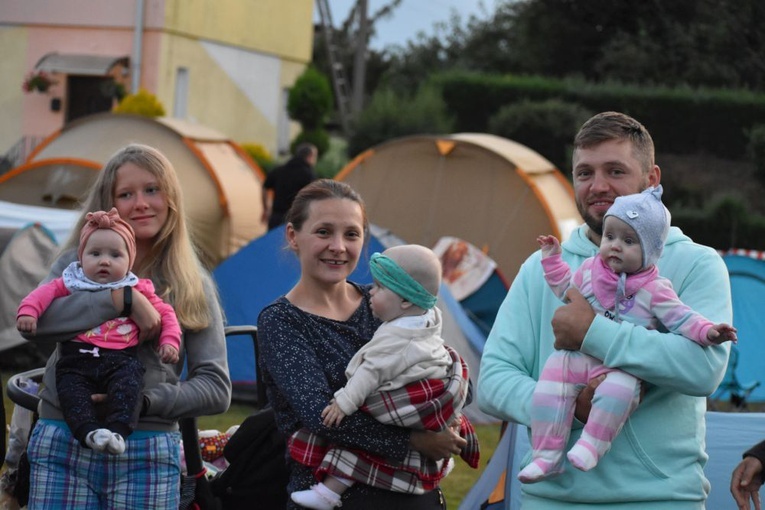 XVIII PPDŚ na Jasną Górę - dzień 2 - Ratajno-Jegłowa