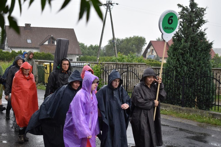 XVIII PPDŚ na Jasną Górę - dzień 2 - Ratajno-Jegłowa