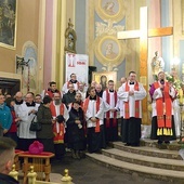 Peregrynacja symboli ŚDM w kwietniu 2015 roku. Na zdjęciu nawiedzenie kościoła w Jedlińsku.