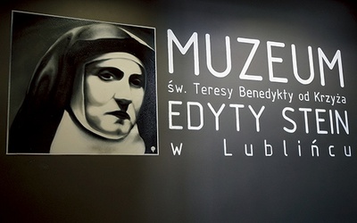 ▲	Wejście do muzeum.