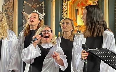 Radosne uwielbienie zamiast "dziękuję". Gospel w Gwieździnie 