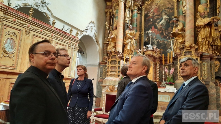 Wizyta wicepremiera w sanktuariach diecezji