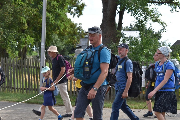 XVIII PPDŚ na Jasną Górę - dzień 3 - Jegłowa-Gracze