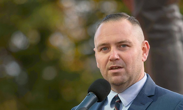 Historia może łączyć