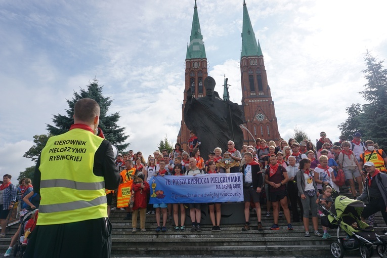 Rybniczanie wyruszyli na Jasną Górę