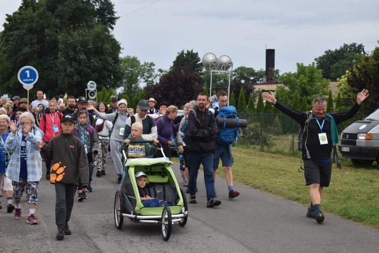 XVIII PPDŚ na Jasną Górę - dzień 4 - Gracze-Popielów