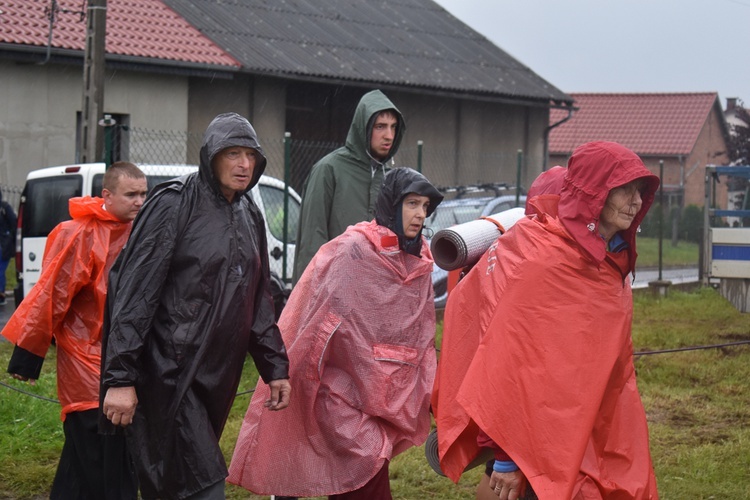 XVIII PPDŚ na Jasną Górę- dzień 5 - Popielów-Laskowice