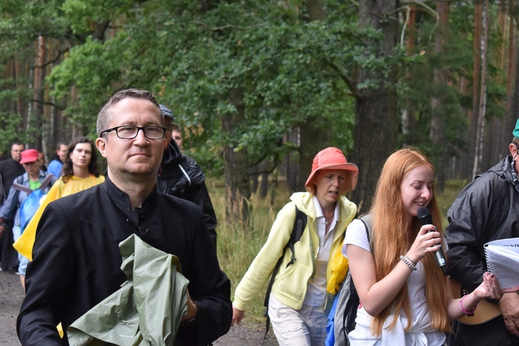 XVIII PPDŚ na Jasną Górę- dzień 5 - Popielów-Laskowice