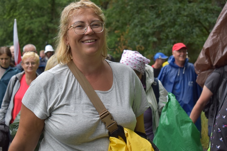XVIII PPDŚ na Jasną Górę- dzień 5 - Popielów-Laskowice