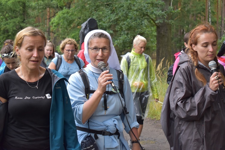 XVIII PPDŚ na Jasną Górę- dzień 5 - Popielów-Laskowice