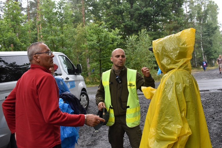 XVIII PPDŚ na Jasną Górę- dzień 5 - Popielów-Laskowice