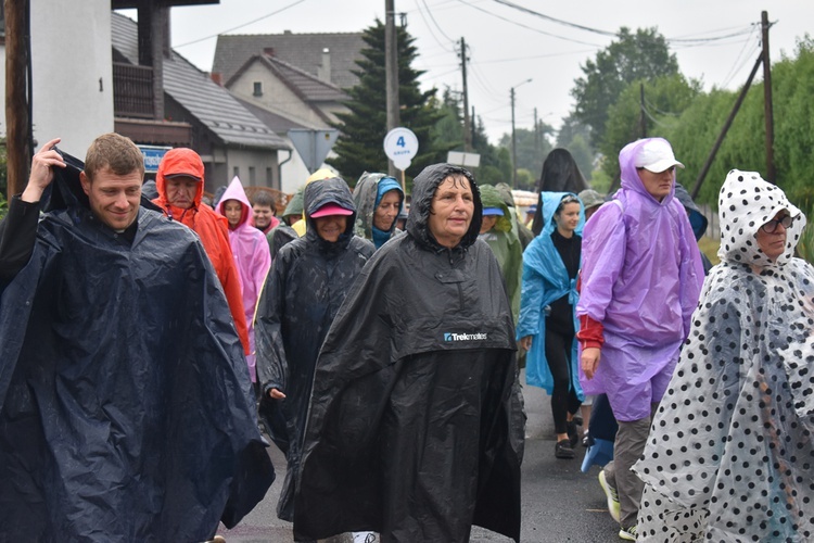 XVIII PPDŚ na Jasną Górę- dzień 5 - Popielów-Laskowice