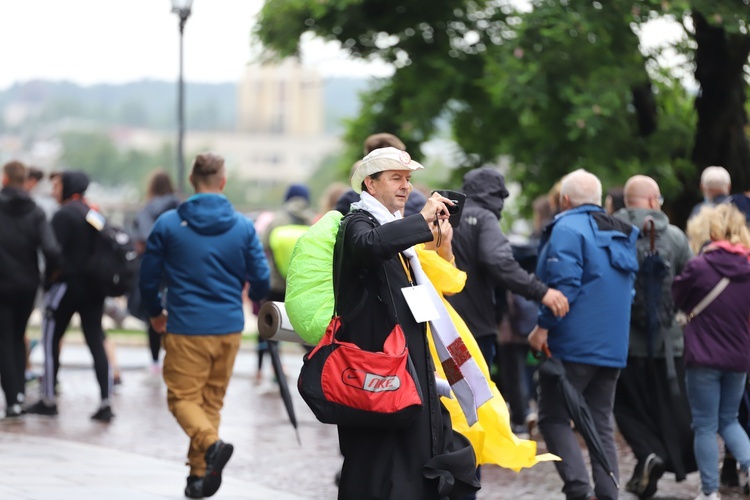 Wyjście 41. Pieszej Pielgrzymki Krakowskiej z Wawelu na Jasną Górę