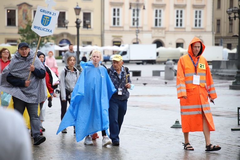 Wyjście 41. Pieszej Pielgrzymki Krakowskiej z Wawelu na Jasną Górę