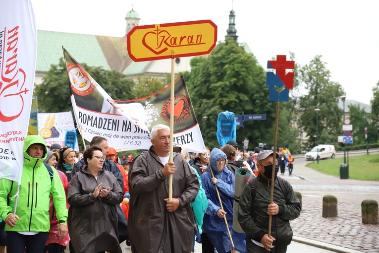 Wyjście 41. Pieszej Pielgrzymki Krakowskiej z Wawelu na Jasną Górę