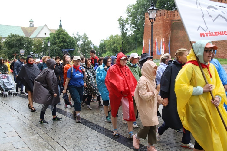 Wyjście 41. Pieszej Pielgrzymki Krakowskiej z Wawelu na Jasną Górę