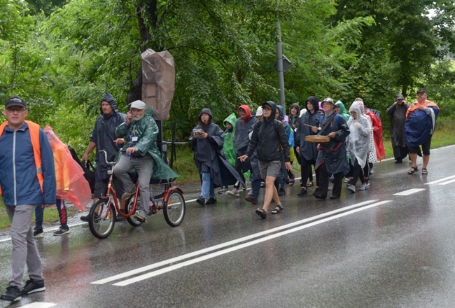 Wyjście pielgrzymki z Radomia na Jasną Górę