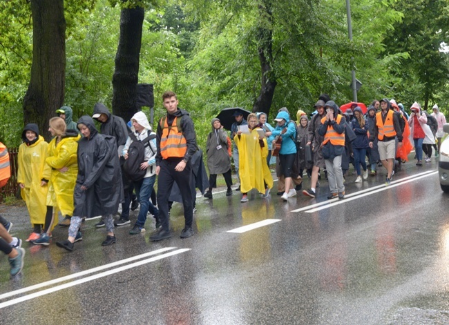 Wyjście pielgrzymki z Radomia na Jasną Górę