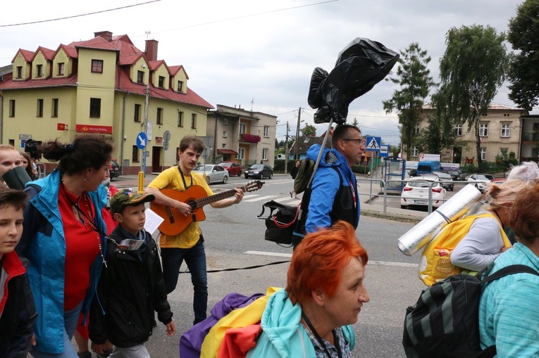 Pielgrzymi ze Skawiny w Liszkach 2021