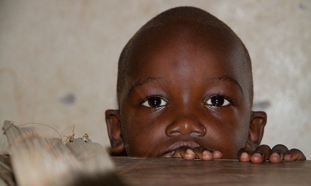 Nigeria: 2,3 mln dzieci i nastolatków cierpi głód na północnym wschodzie kraju