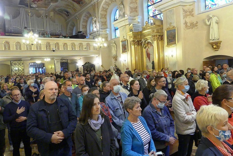 30. Piesza Pielgrzymka Diecezji Bielsko-Żywieckiej na Jasną Górę - Msza św. w Hałcnowie