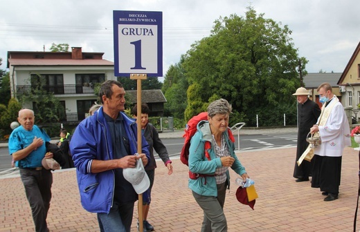 Gościna pielgrzymów w Wilamowicach - po drodze z Hałcnowa i Pisarzowic - 2021